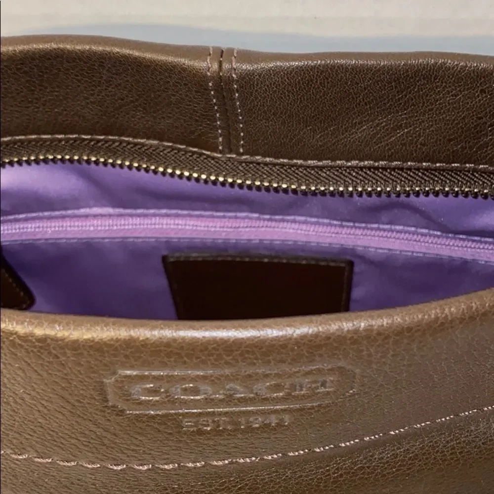 🆕Coach Carly Brown Leather Shoulder Bag (NWOT)🔥 - Picture 8 of 11
